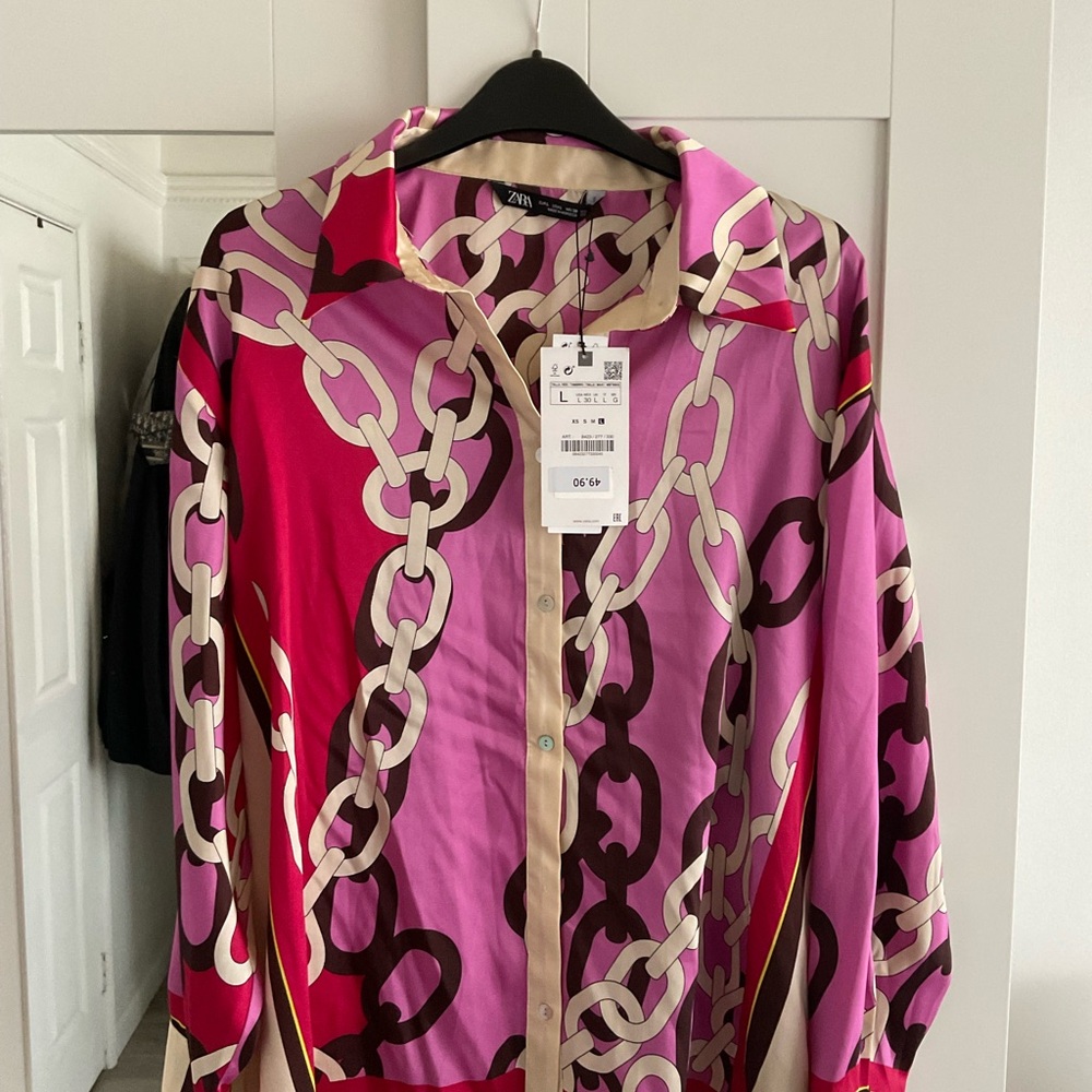Zara Vibrant Pink and Purple Chain Print Blouse